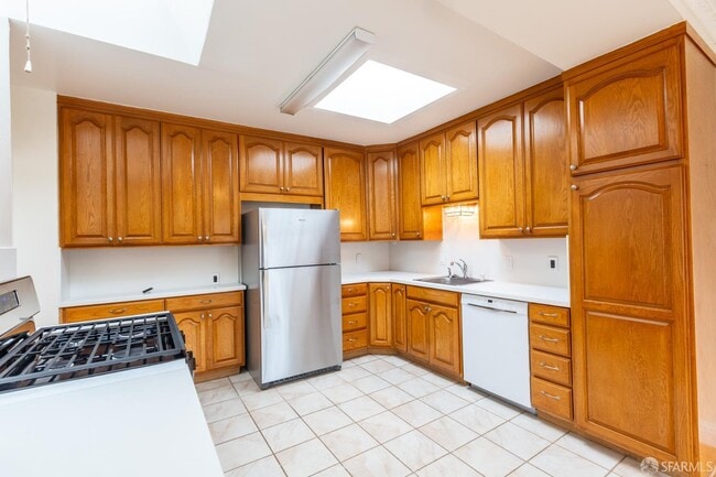 Photo - 219 St Charles Ave