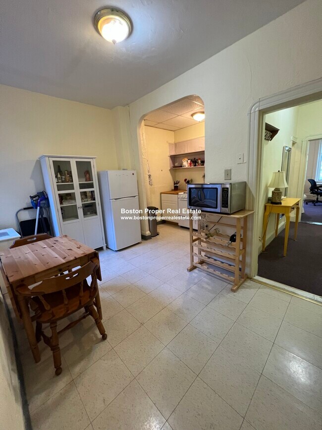 Photo - 24 Phillips St