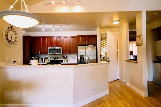 Building Photo - 95-996 Wikao St., #P304 Unit P304