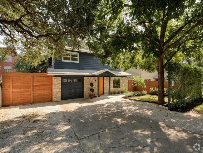 Building Photo - 516 Lightsey Rd Rental