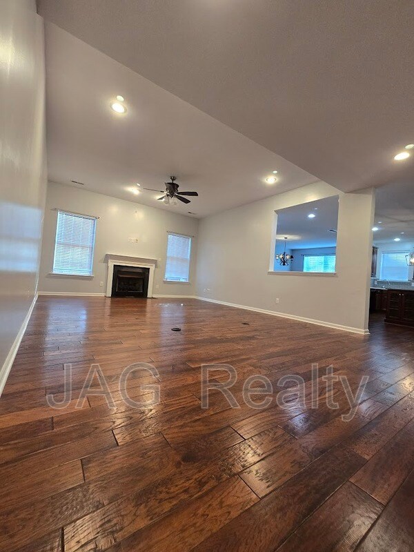 Photo - 3084 Sycamore Point Tr