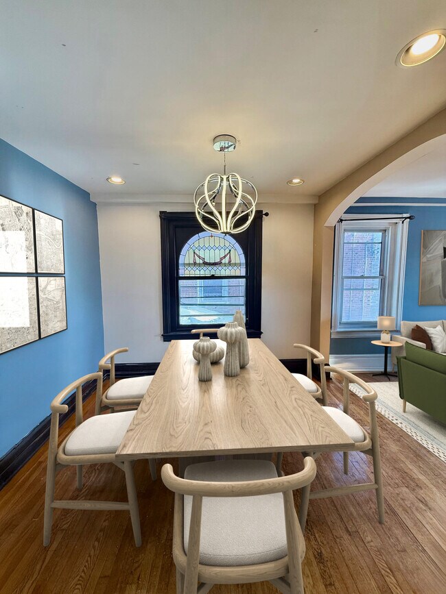 Photo - 1115 W Main St Unit Apt 2