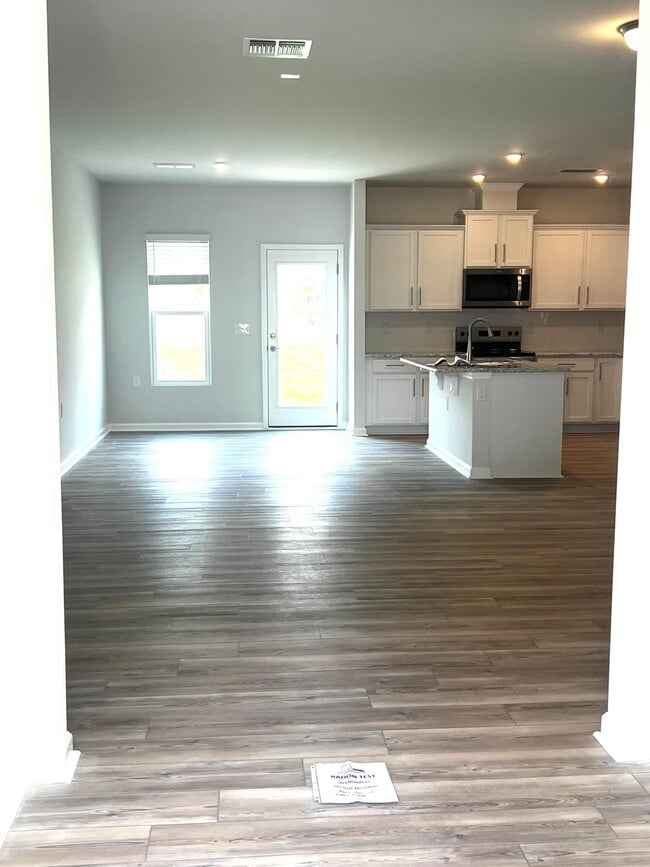 Photo - 1003 Blissful Waters St