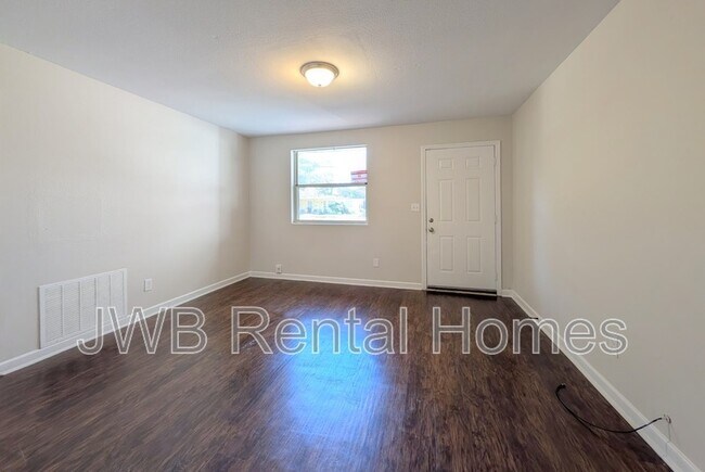 Photo - 2943 Searchwood Dr