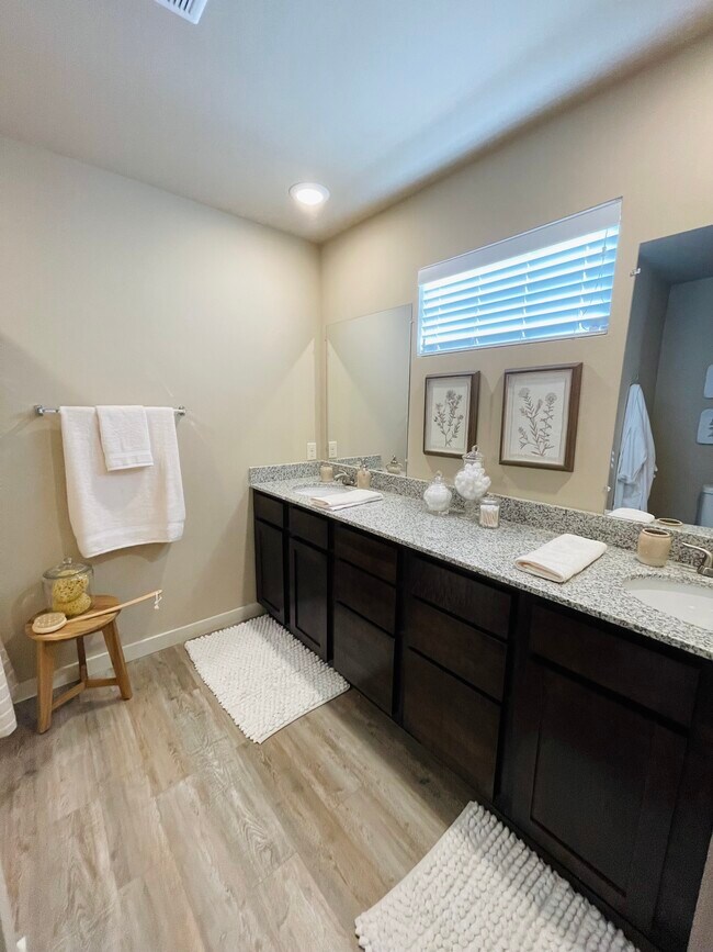 Reserve at Chaffee Crossing Apartments For Rent in Fort Smith, AR