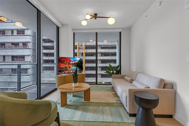 Photo - 11 NE 6th St Unit 407