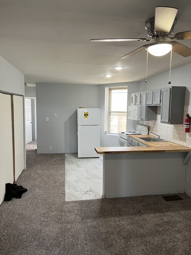 Photo - 1459 S 52nd St Apartments