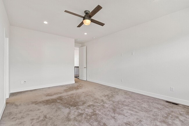 Photo - Beautiful 3 Bedroom 2 1/2 Bath Single Family Home