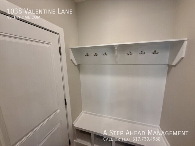 Photo - 1038 Valentine Ln