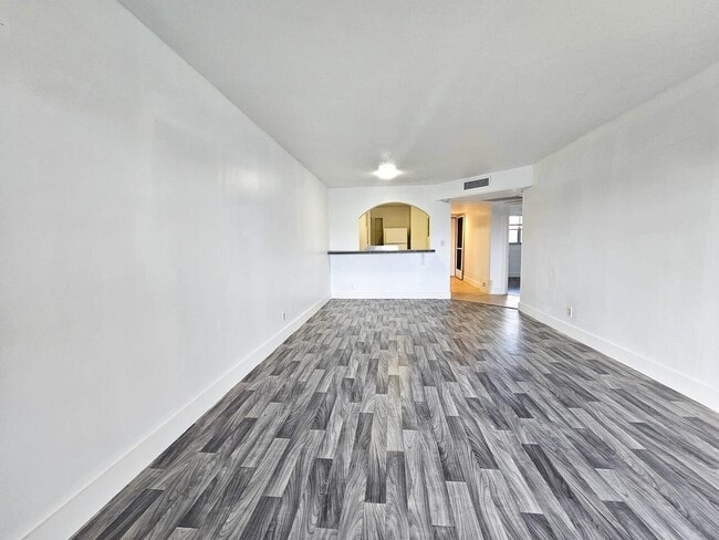 Photo - 7960 Colony Cir N Unit 305