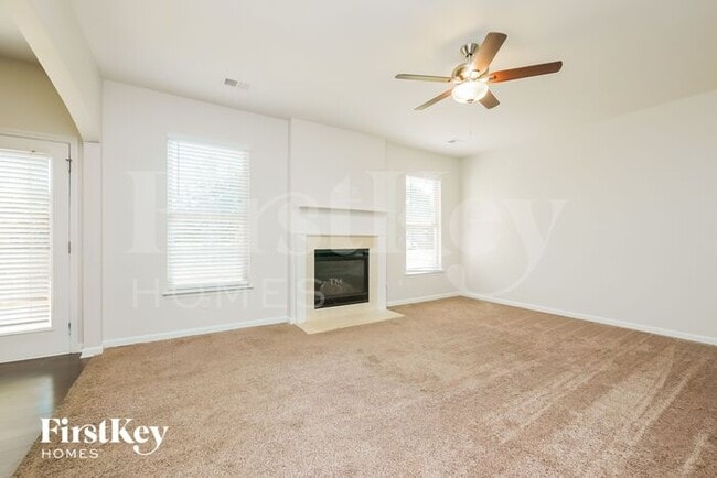 Photo - 719 Hot Springs Trail