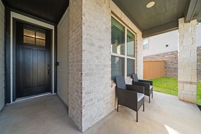 Photo - 1332 Tan Gable Ln