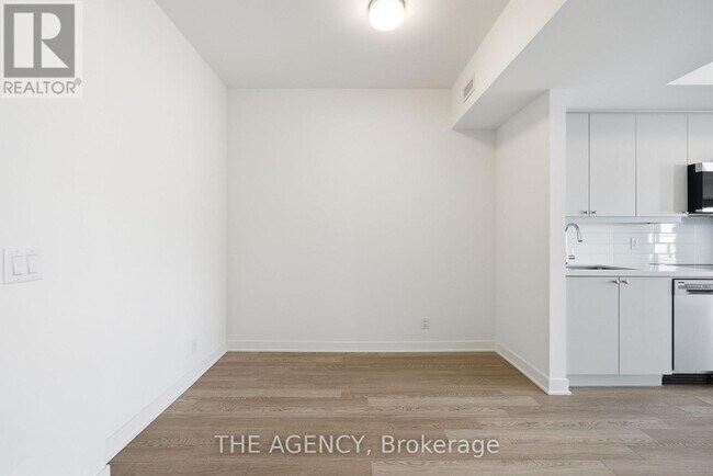 Photo - 51 Clarington Blvd Unité 316