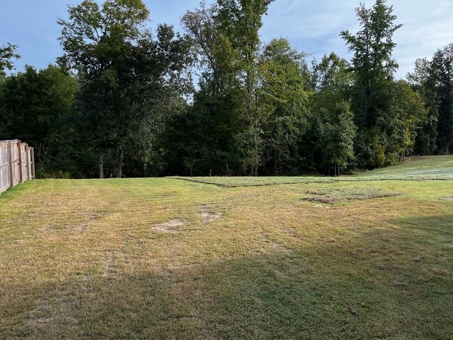 Photo - Immaculate Home built in 2022