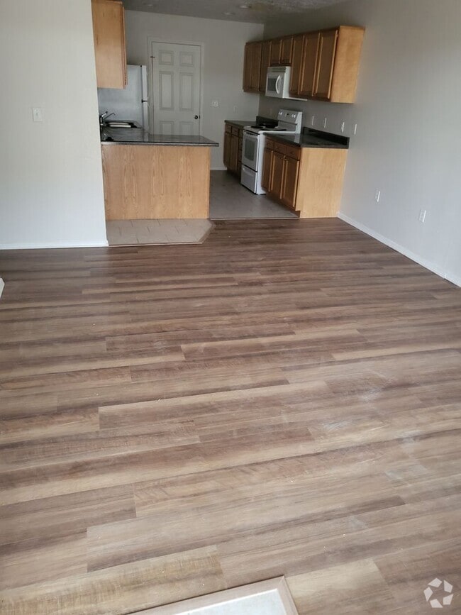Building Photo - ROSS- 1817 Unit APT. C