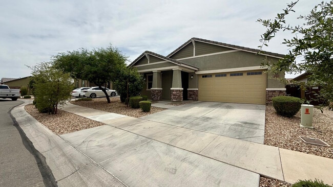 Photo - 18847 W Desert Hls Dr
