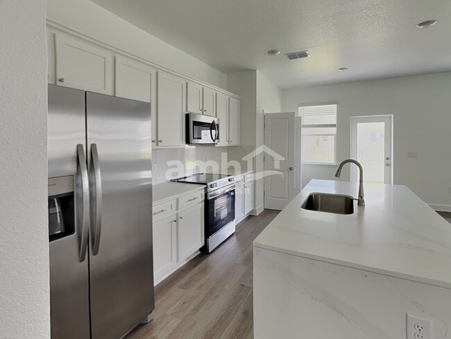 Photo - 16421 Cheyanne Ct