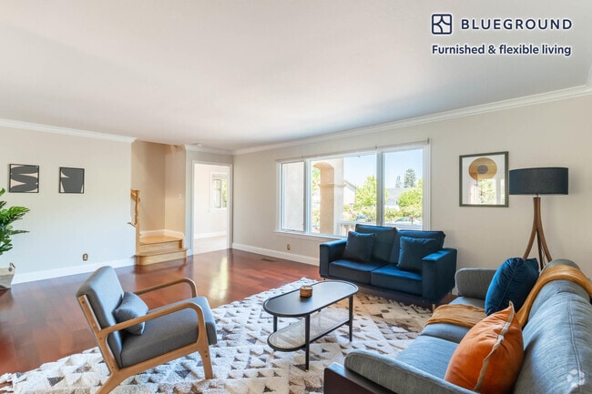Building Photo - 120 Belvue Dr Rental