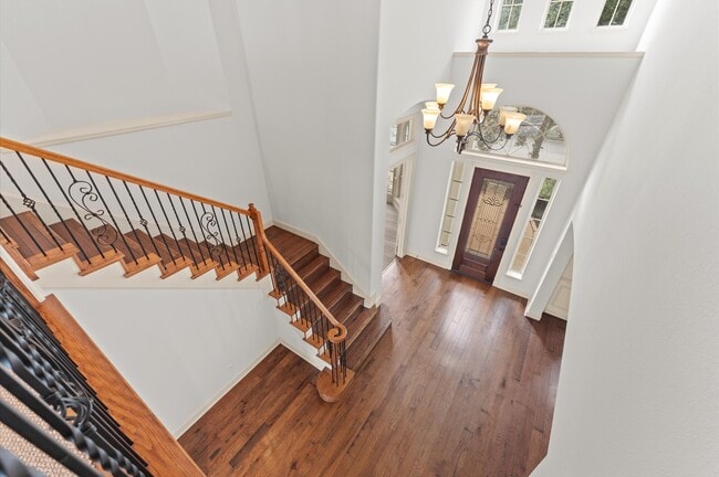 Photo - 3 N Beech Springs Cir