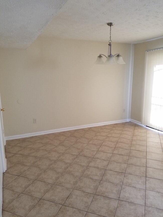 Photo - Pine Cove Apartments