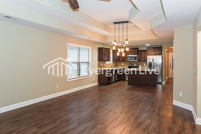 Photo - 3013 Monterey Dr SW