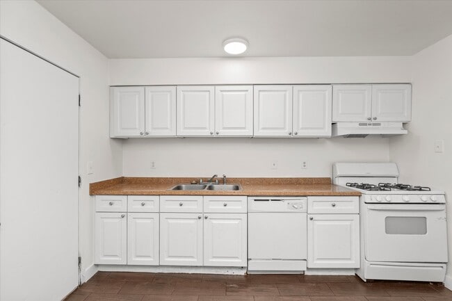 5175 2nd St Unit 1