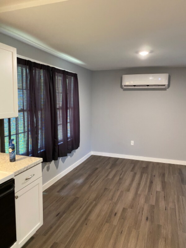 1402 Little Neck Rd Rental House Rental in Savannah, GA