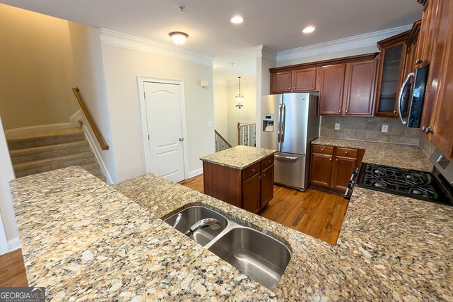 1221 Concord Rd SE