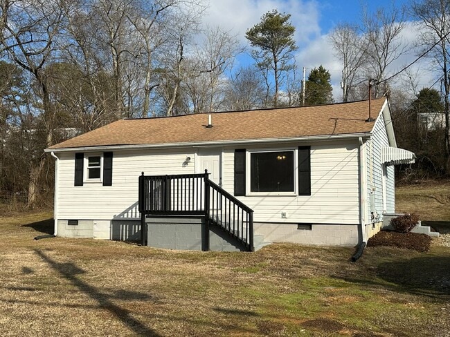 Nicely Updated 3BR/1BA Home! - Nicely Updated 3BR/1BA Home!