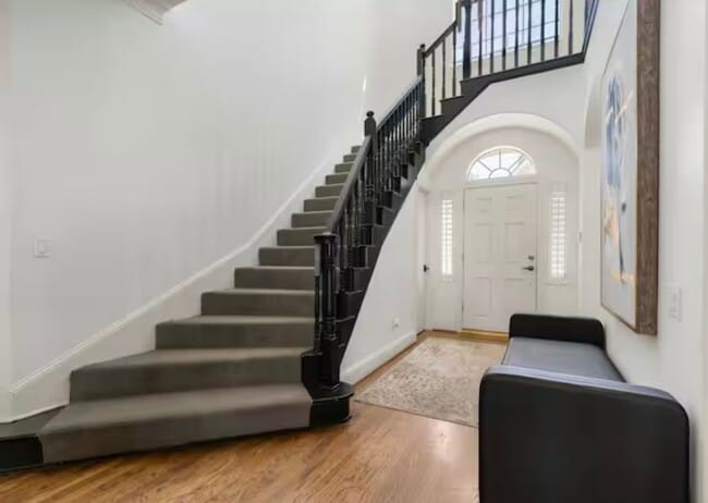 Photo - 2133 Bering Dr