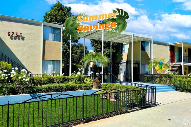 Property Exterior - Kerrwood Manor Rental