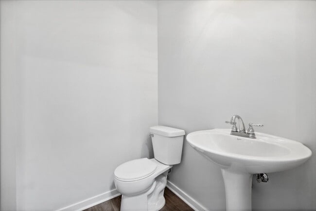 Photo - 2435 Georgetown Cir