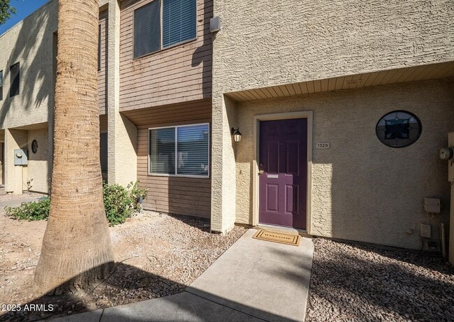 Building Photo - 1329 S Mitchell Dr Rental