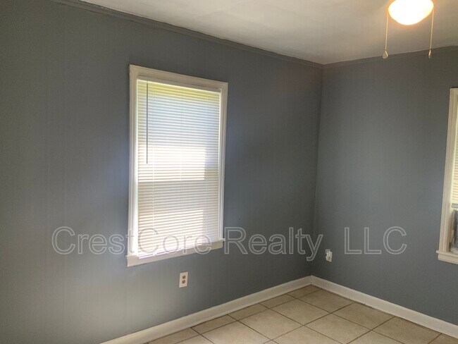 Photo - 4866 Tutwiler Ave
