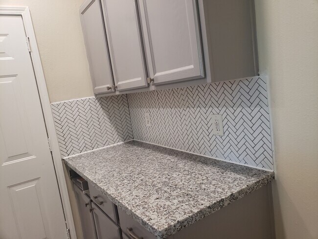 Kitchen - 7014 Dumble St Unit A