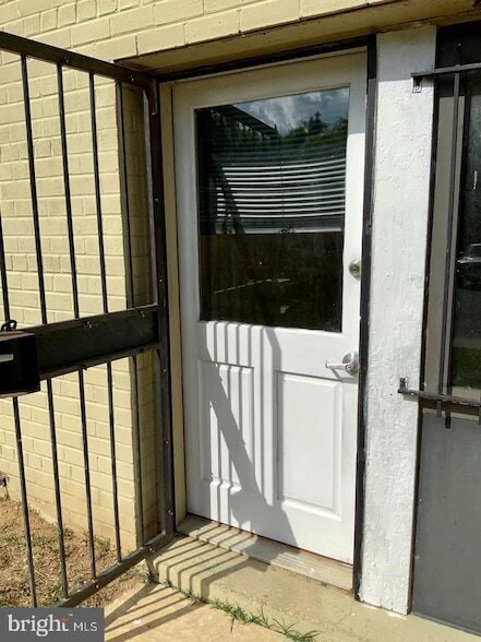 Photo - 3109 Naylor Rd SE