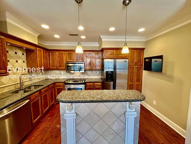 Photo - 7500 Roswell Rd