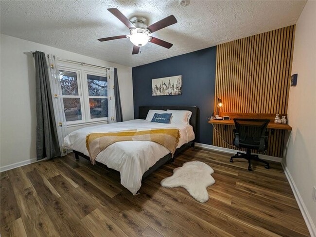 1303 Colony Dr