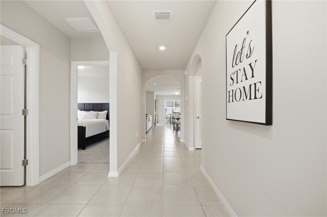 Photo - 1917 SW 4th St