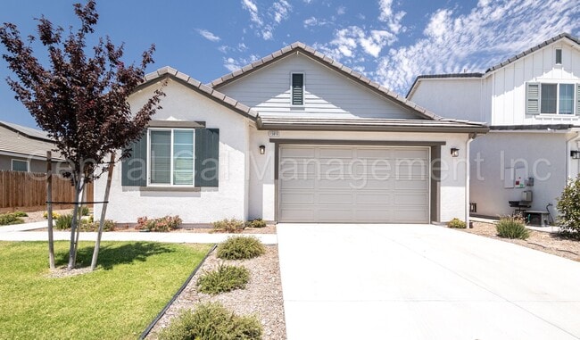 4 Bedroom/3 Bath Home with Solar in Commun... - 4 Bedroom/3 Bath Home with Solar in Commun...