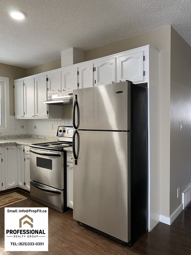 Photo - 10317 157 St NW