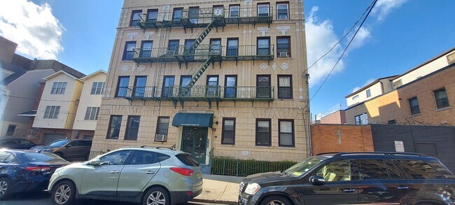 Building Photo - 121 Garrison Ave Unit 403 Rental