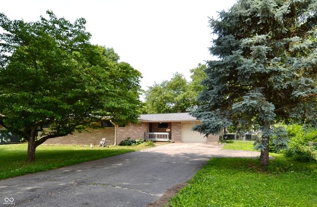 Photo - 7150 Combs Rd