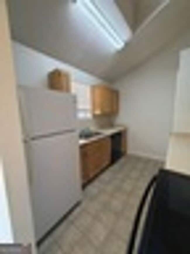 Photo - 303 Madison Ave Unidad 1