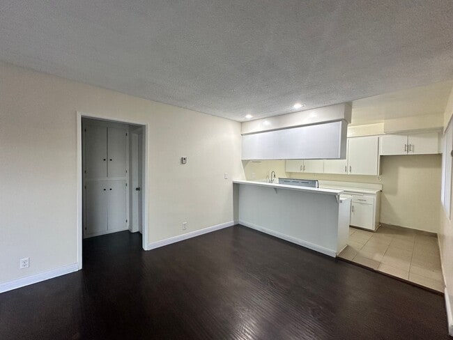 Photo - 2nd St. Long Beach Unit Apt #6