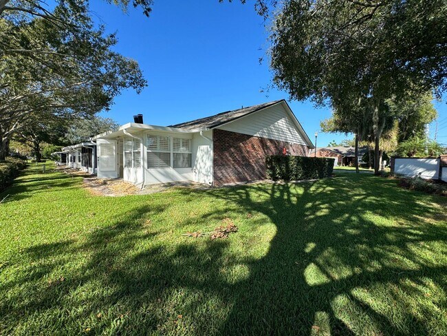 Photo - 2 br, 2 bath House - 5103 LAZY OAKS DRIVE