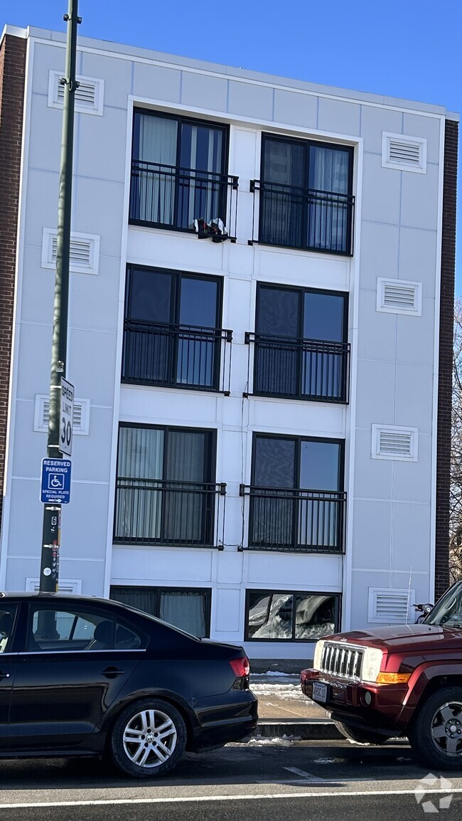 Building Photo - 383 Revere Beach Blvd Unit 12 Rental