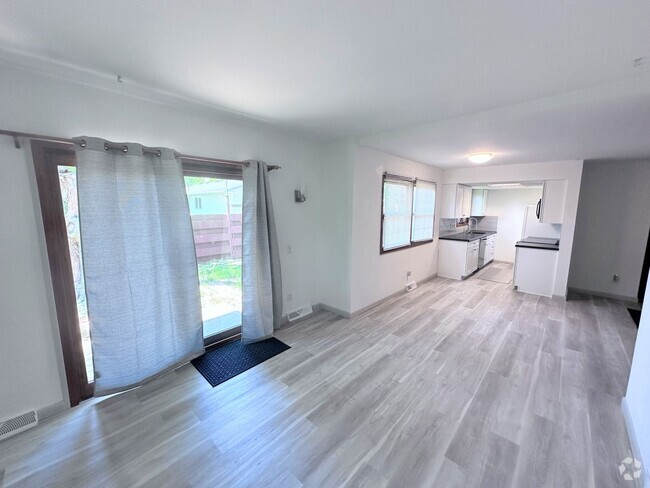 Building Photo - Kleisinger Duplex Unit 1504 Rental