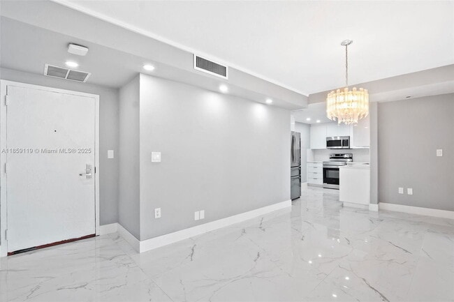 Photo - 780 NE 69th St Unidad 905