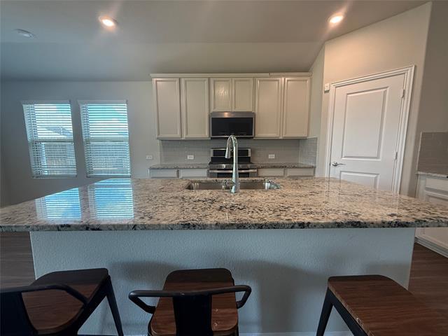 621 Fletcher Dr